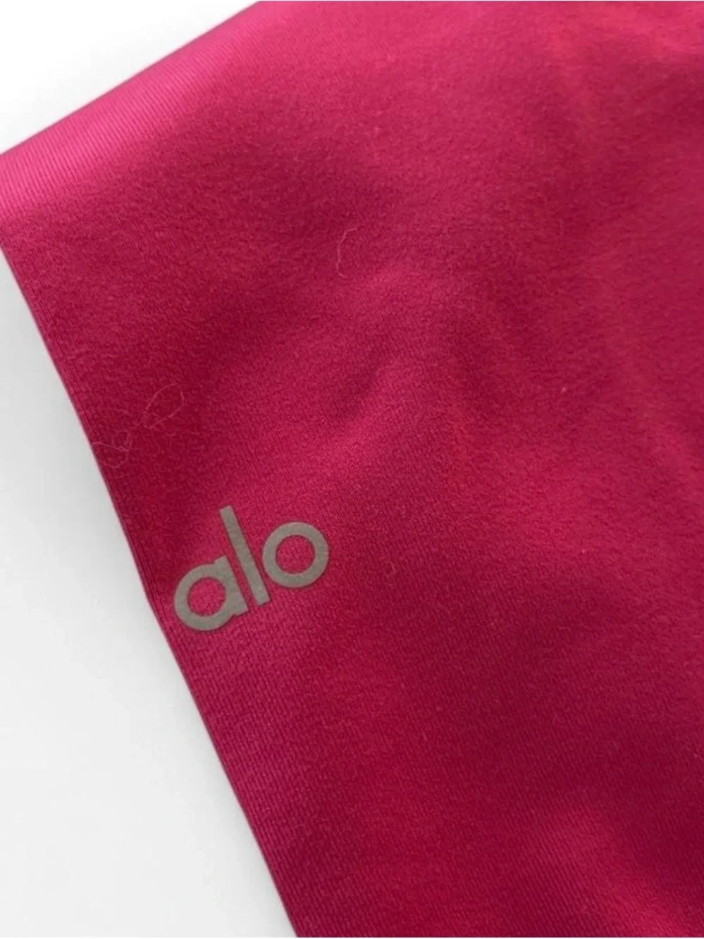 ALO Yoga Magenta High-Waist Leggings